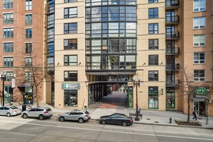 Union Row in Washington, DC - Foto de edificio - Building Photo