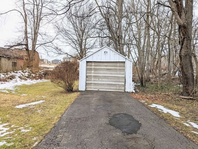 824 Childs Ave in Monaca, PA - Building Photo - Building Photo