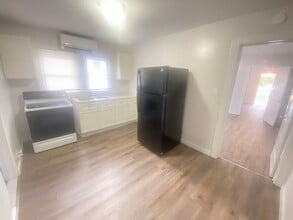 648 Wilson St in Kannapolis, NC - Building Photo - Building Photo