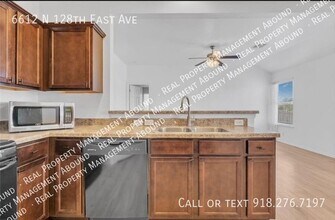 6612 N 128th E Ave in Owasso, OK - Building Photo - Building Photo