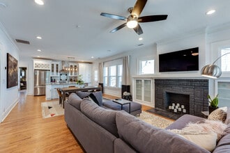 625 Moreland Ave SE in Atlanta, GA - Building Photo - Building Photo