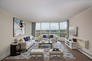 Richardson Wharf in Kingston, ON - Building Photo