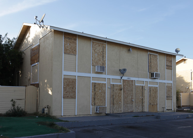 8165 Philbin in Riverside, CA - Foto de edificio - Building Photo