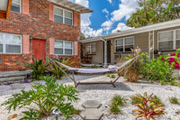 The Vinoy Courtyard Apartments in St. Petersburg, FL - Building Photo - Building Photo