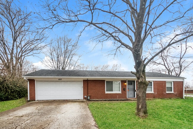 property at 4512 N Kenmore Rd