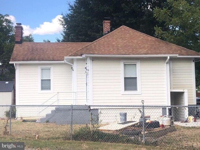 property at 3701 Webster St