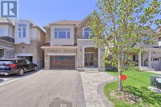 28 John Moore Rd in East Gwillimbury, ON - Building Photo - Building Photo
