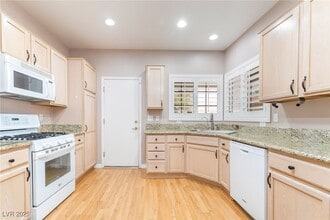1888 High Mesa Dr in Henderson, NV - Building Photo - Building Photo
