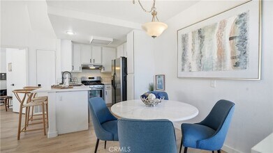 405 Ribbon Beach Way, Unit 249 in Oceanside, CA - Foto de edificio - Building Photo