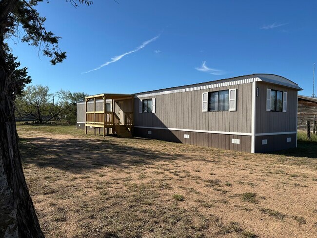 3527 Oleander St in Kingsland, TX - Building Photo - Building Photo