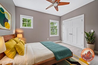 200 N Skyloft Dr in Asheville, NC - Building Photo - Building Photo