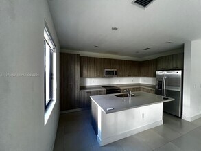 13644 SW 157th Ct in Miami, FL - Building Photo - Building Photo