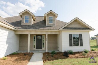608 Daisy Dr in Perry, GA - Building Photo - Building Photo