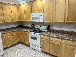 3060 PIRATES RETREAT Ct in Kissimmee, FL - Building Photo - Building Photo