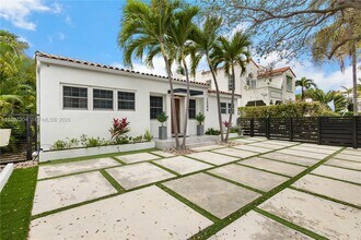 1544 Michigan Ave in Miami Beach, FL - Building Photo - Building Photo