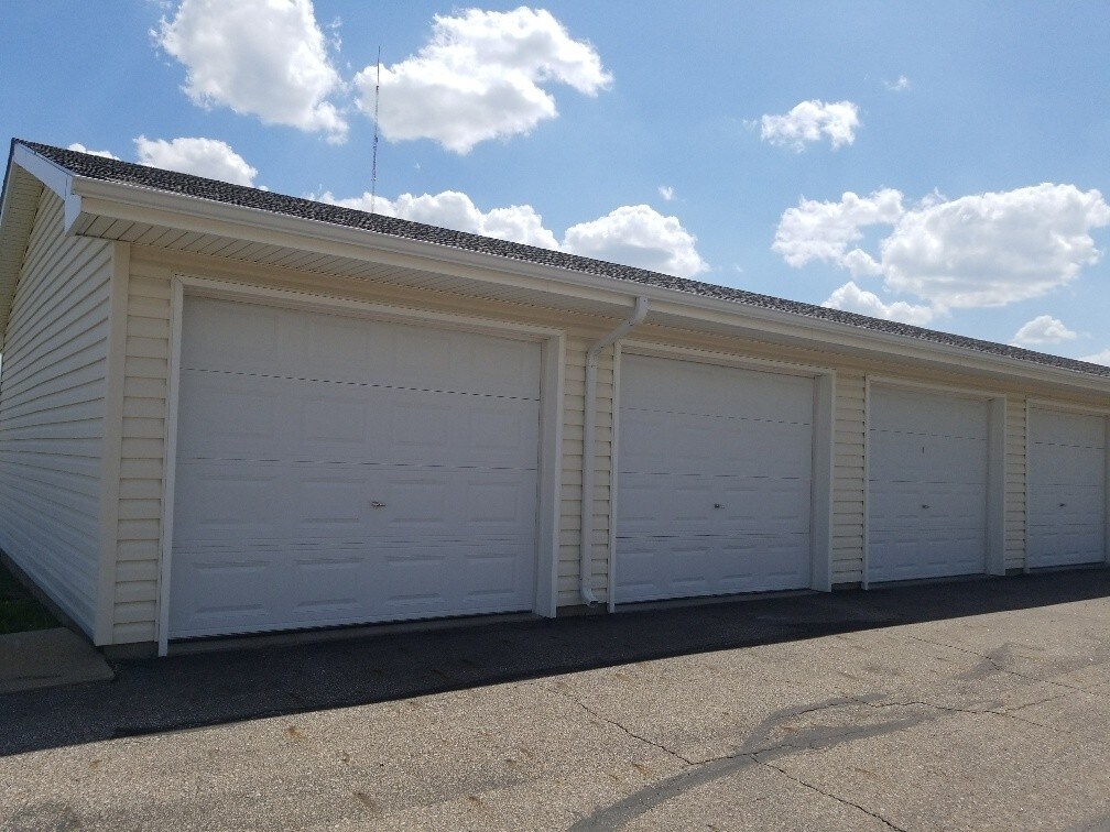 Wyndam Place Senior Residence Hays Apartments Hays, KS Apartments For Rent