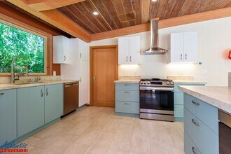 3790 El Centro St in Palo Alto, CA - Building Photo - Building Photo