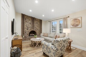 3588 Bengal Blvd, Unit SI ID1471864P in Cottonwood Heights, UT - Building Photo - Building Photo