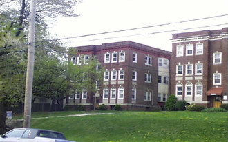 2248 Bryn Mawr Ave in Philadelphia, PA - Building Photo