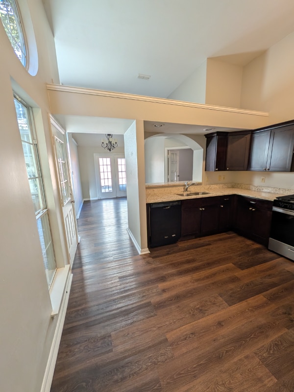 property at 1324 Kittery Dr