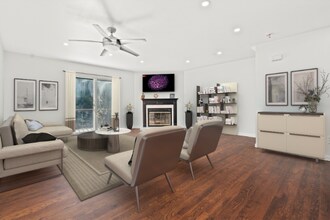 22 Walnut Cir in Merrimack, NH - Building Photo - Building Photo