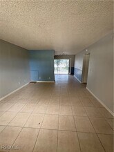 1560 Colonial Blvd in Ft. Myers, FL - Building Photo - Building Photo