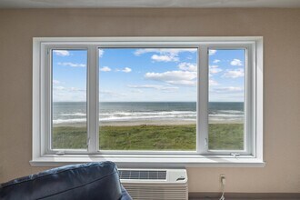 1307 Ocean Shores Blvd SW in Ocean Shores, WA - Building Photo - Building Photo