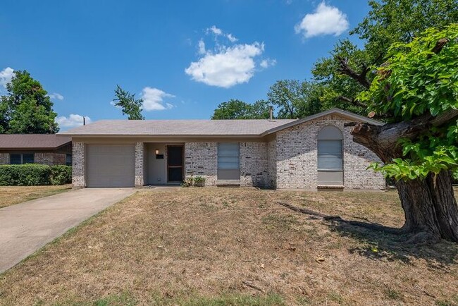 4805 Fair Park Blvd in Fort Worth, TX - Foto de edificio - Building Photo