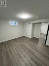 1 Sutton Pl in London, ON - Building Photo - Building Photo