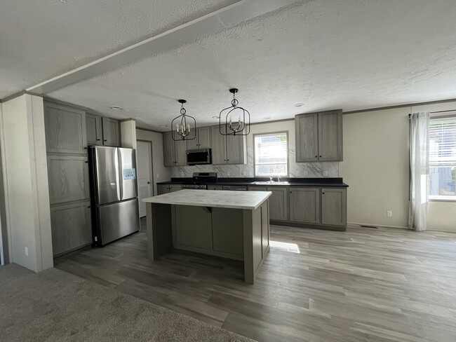 5417 S Deadwood Dr in Portage, MI - Building Photo - Building Photo