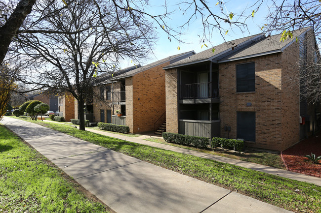 Sundance in Austin, TX - Building Photo - Building Photo