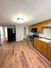 37-41 Mason Avenue, Unit Unit #2 in North Attleborough, MA - Building Photo - Building Photo