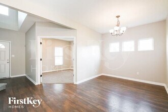 5509 W Woods Edge Dr in McCordsville, IN - Building Photo - Building Photo