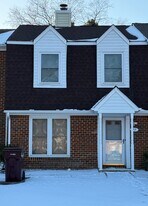 99 King George Quay in Chesapeake, VA - Building Photo