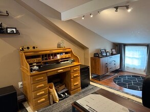 1977 Miller Pl, Unit 2 in Merrick, NY - Building Photo - Building Photo