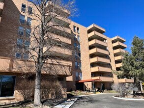 500 Mohawk Dr, Unit 601 in Boulder, CO - Building Photo - Building Photo