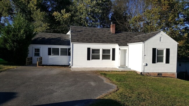 property at 828 N College St