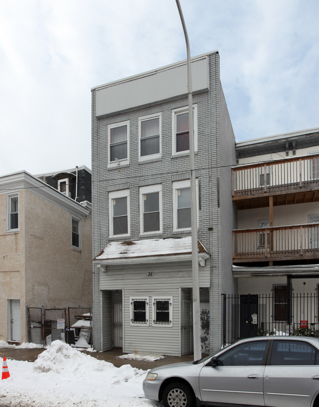 36 N 40th St in Philadelphia, PA - Building Photo - Building Photo