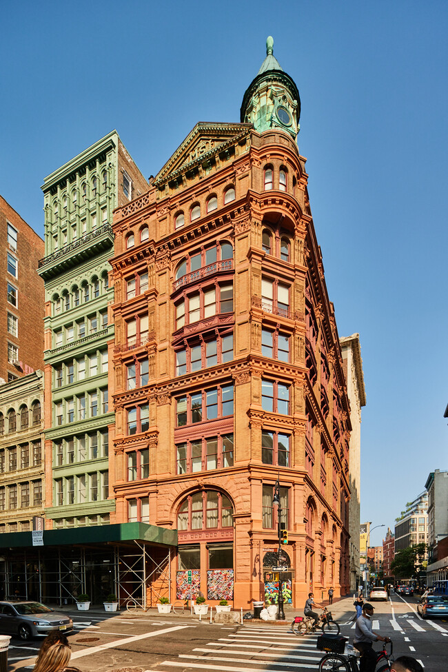 Bleecker Tower Tenants Corp. in New York, NY - Foto de edificio - Building Photo