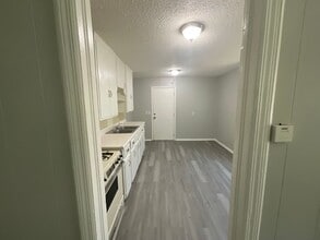 532 E Boeing Dr in Midwest City, OK - Building Photo - Building Photo