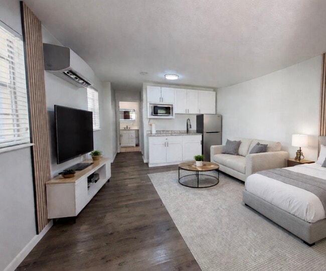 2306 Musselwhite Ave, Unit B