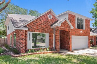 2326 Old Dixie Dr in Richmond, TX - Building Photo - Building Photo