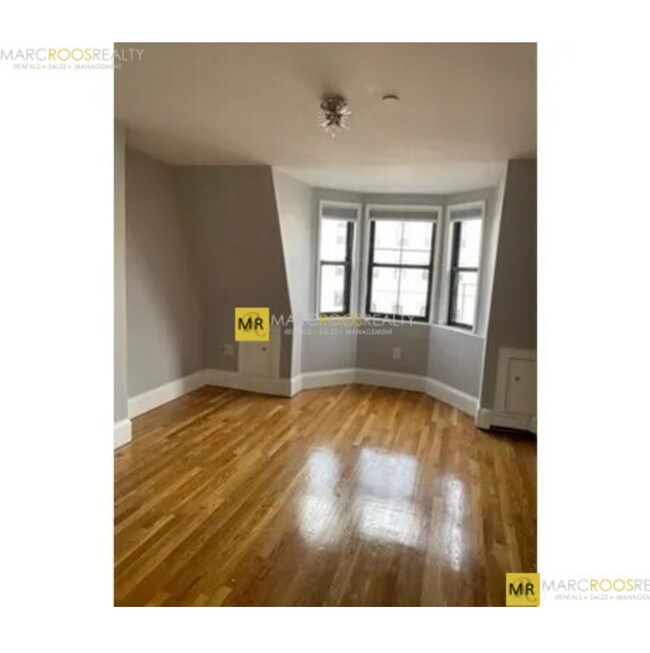 806 Tremont St in Boston, MA - Building Photo - Building Photo
