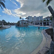 300 Dunes Blvd in Naples, FL - Building Photo - Building Photo