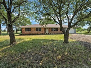 9209 FM 1570 in Greenville, TX - Foto de edificio - Building Photo