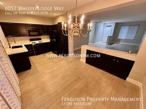 6057 Whisperlodge Way in Roseville, CA - Building Photo - Building Photo