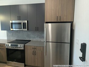 199 Gardner St in Boston, MA - Foto de edificio - Building Photo