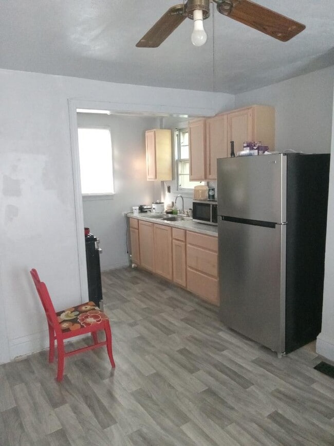 809 Bradshaw Ave in East Liverpool, OH - Building Photo - Building Photo