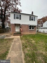 46627 Yorktown Rd in Lexington Park, MD - Building Photo