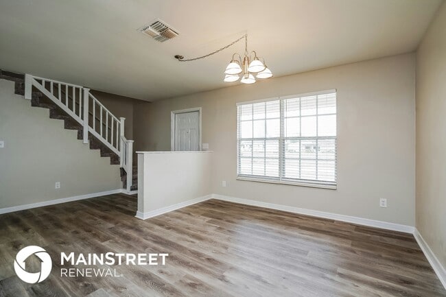 2044 NE 20th Terrace in Cape Coral, FL - Foto de edificio - Building Photo